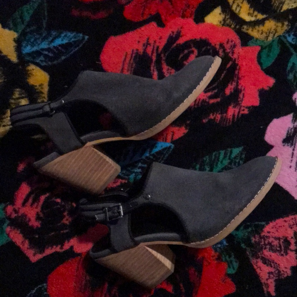 Reba Ankle Boot